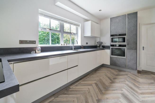 Breakfast Kitchen