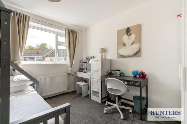 3 bed Semi-Detached Bungalow for sale Image 9