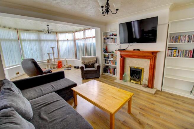 Lounge with Conservatory
