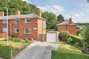 2, Hollin Park View, Roundhay, Leeds LS8 2NR