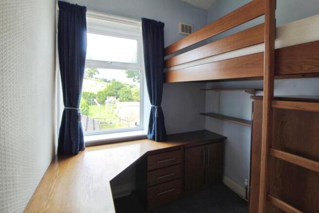 3 bed Terraced for sale Image 10