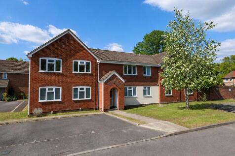 Swan Way, Church Crookham, Fleet