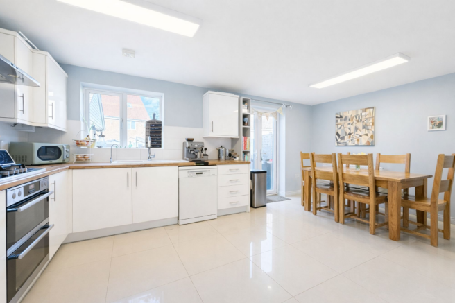 Kitchen/Dining Room