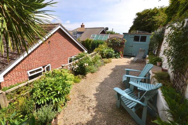 Garden3 (2).jpg