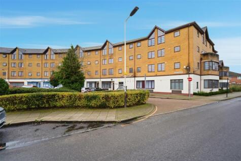 Comer Crescent, Southall