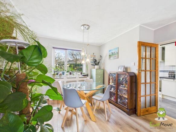 EweMove Basingstoke Estate Agents - Scotney Road -