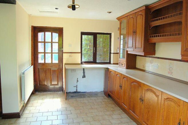 KITCHEN/BREAKFAST ROOM