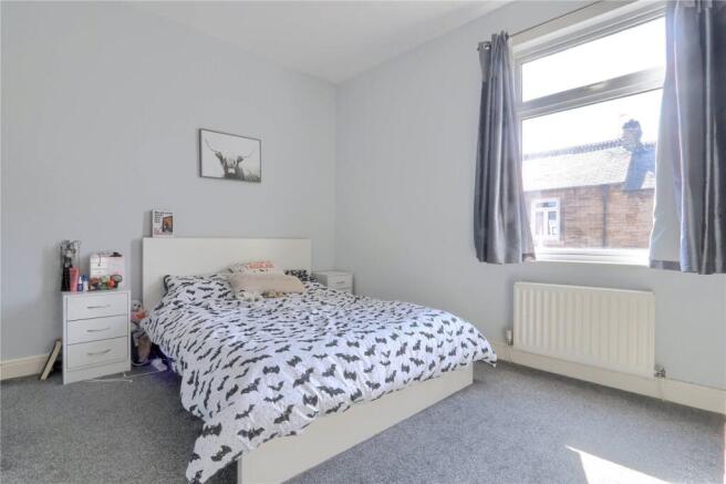 3 bed Terraced for sale Image 11