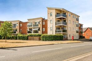 21, Pondecroft, Aylesbury HP18 0FS