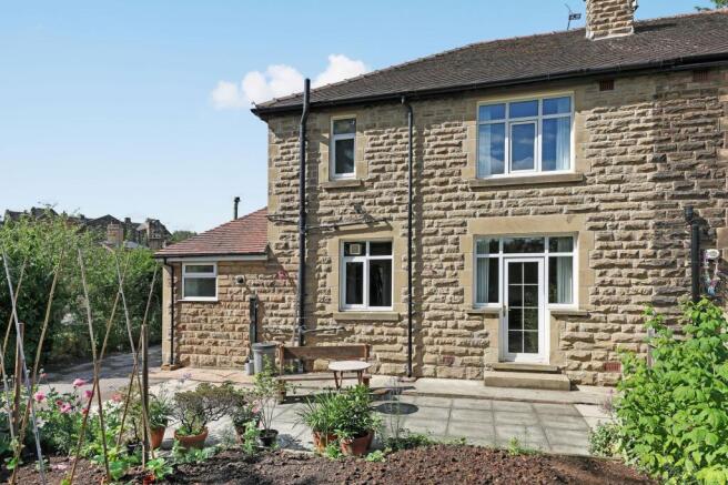 3 bed Semi-Detached for sale Image 12
