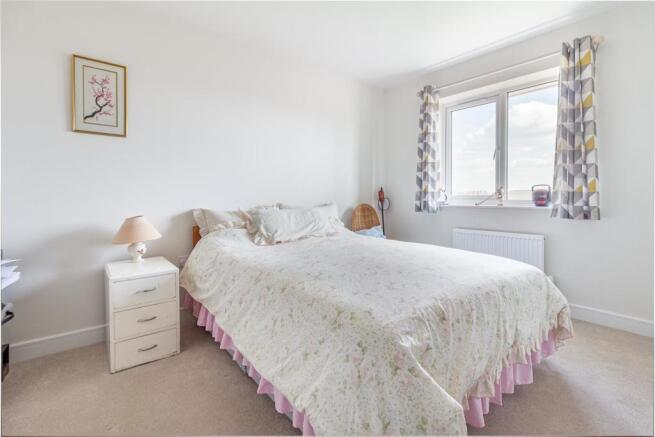 Bedroom-2-1 6.jpg