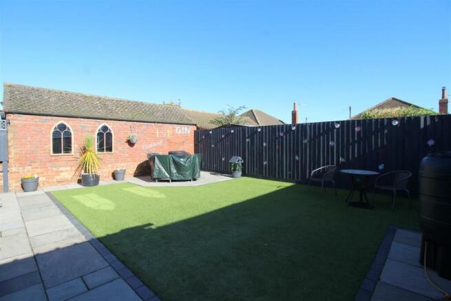 Grasmere Road, 26 - External 4 new.JPG