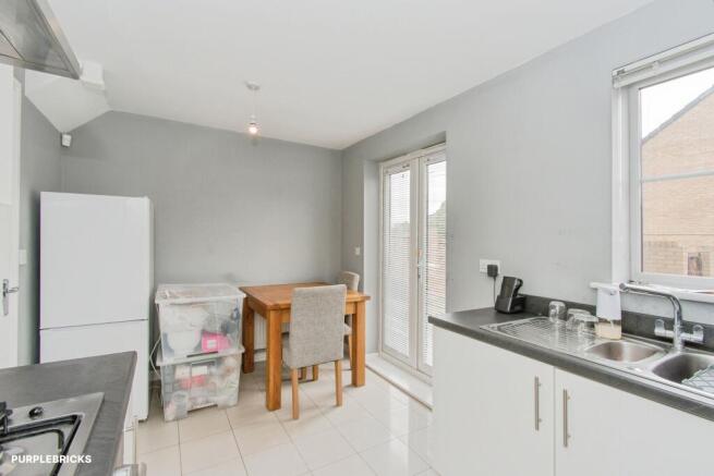 2 bed Semi-Detached for sale Image 8
