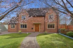 25a Church House, High Street, Evesham WR11 7EJ