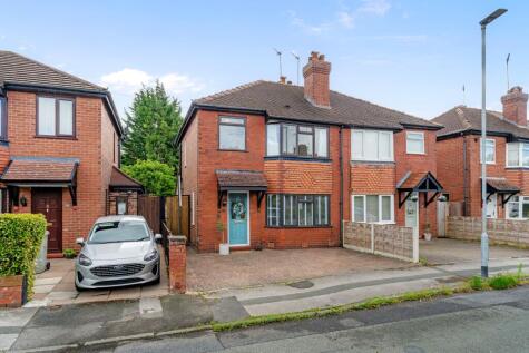 Cambridge Road, Macclesfield, SK11