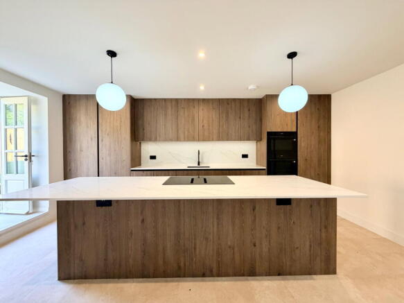 4 bed Country House for sale Image 4