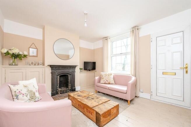Lounge: