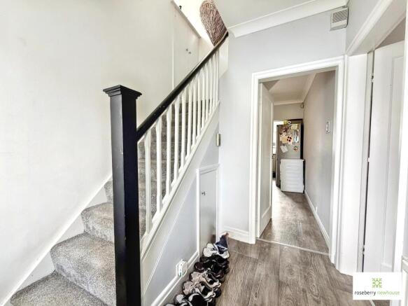 3 bed Semi-Detached for sale Image 10