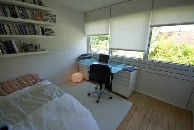 Photo 8