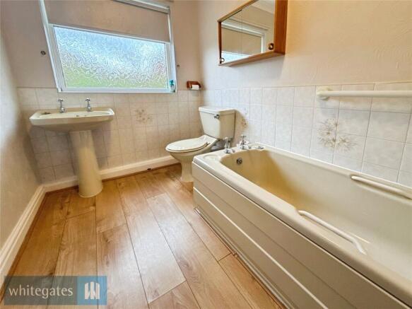 2 bed Bungalow for sale Image 10