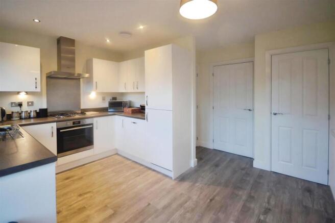 c07a90c0-kitchen.jpg