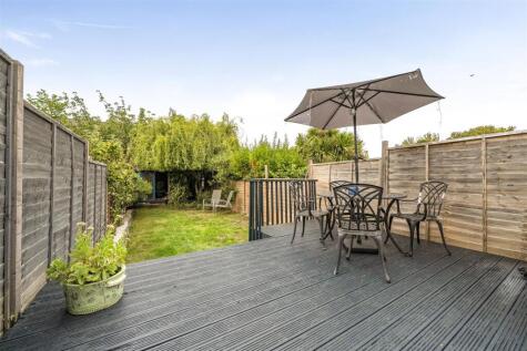 St Johns Road, Caversham, Reading