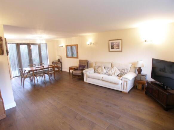 Open Plan Living/Din