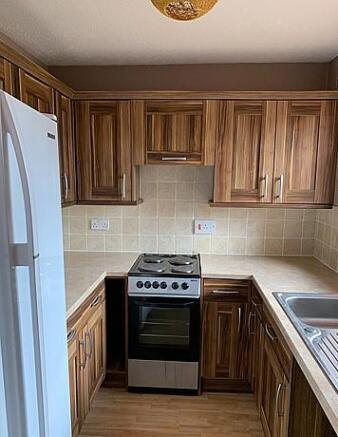 36 Honey Meadow kitchen.jpg