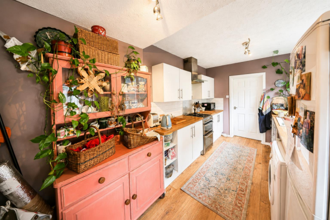 3 bed Terraced for sale Image 5