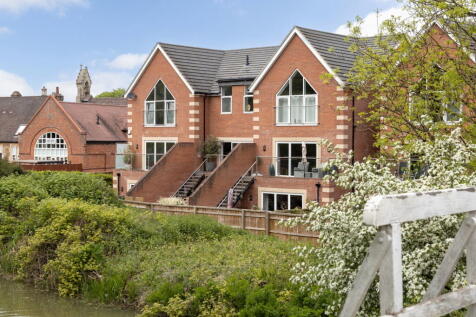Maton Close, Devizes, SN10 2UH