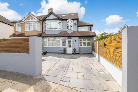 Carlingford Road, Morden, SM4