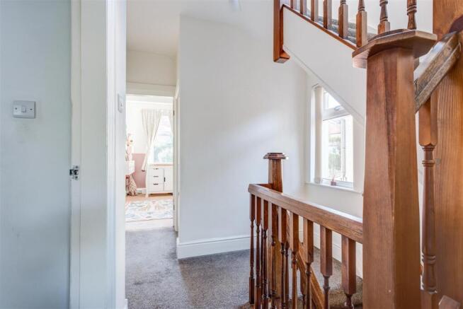 330MiddlewoodRoad(Interior)-20.jpg