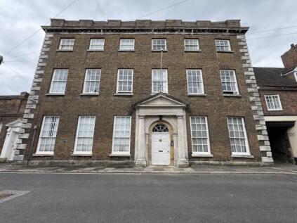 9 Lath Mansion, 15 Nelson Street, King's Lynn, Norfolk PE30 5DY