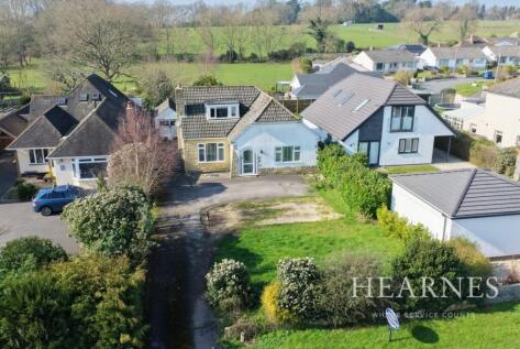 New Road, West Parley, Ferndown, BH22