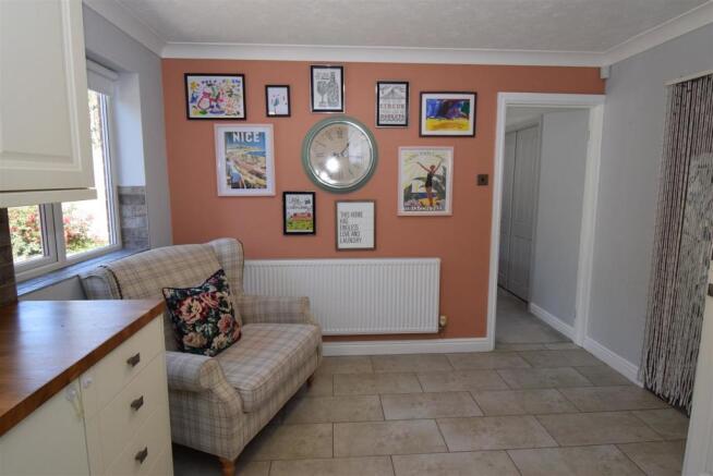 Kitchen/Breakfast Room