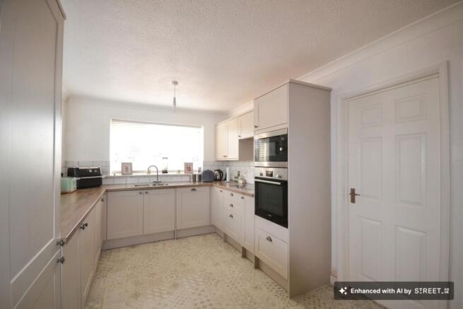 Kitchen/Dining