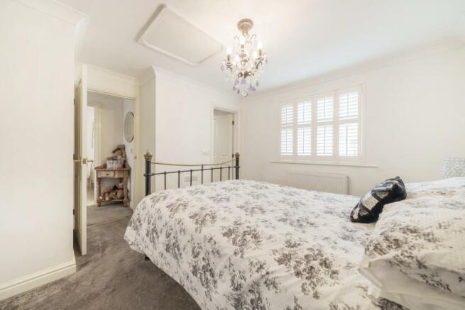 2nd view MASTER BEDROOM.jpg