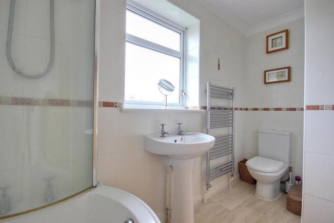 3 bed Detached for sale Image 10