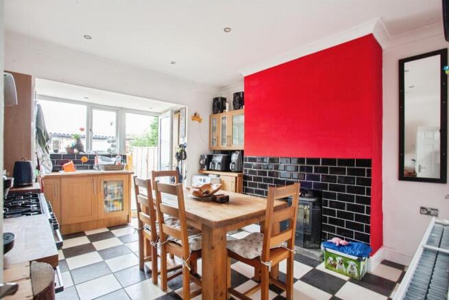 Semi-Detached for sale Image 7