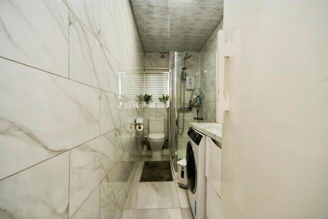 2 bed Apartment for sale Image 4
