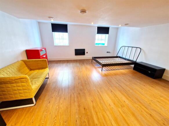 Church Court 1, Flat 1 - Living.jpg