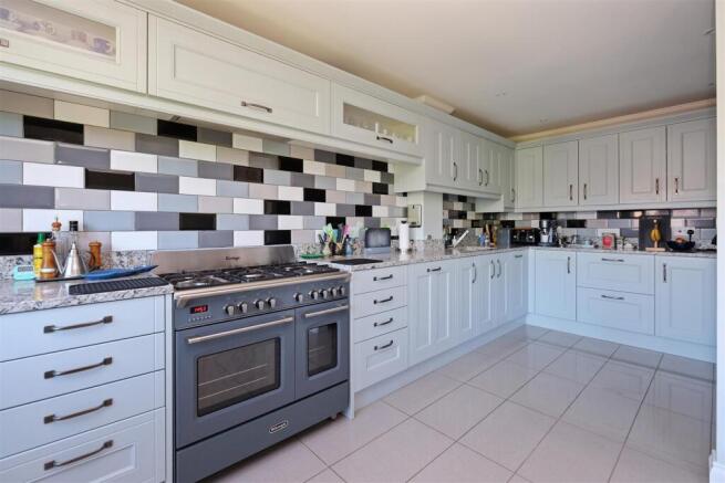 Westmeads Road, Whitstable – pohled 4