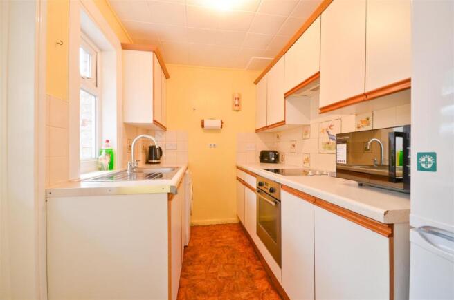Kitchen.JPG