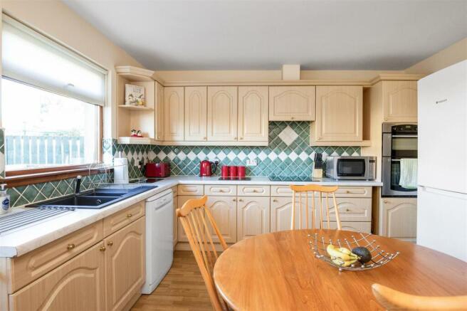26 Greenacres Kingseat9.jpg