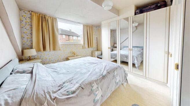 3 bed Semi-Detached Bungalow for sale Image 6