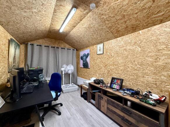 Garage/ Home Office