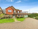 Tennyson Close, Horsham image 7