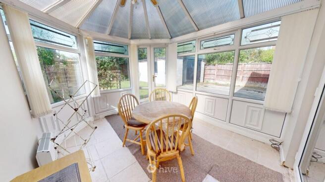 2 bed Semi-Detached for sale Image 8