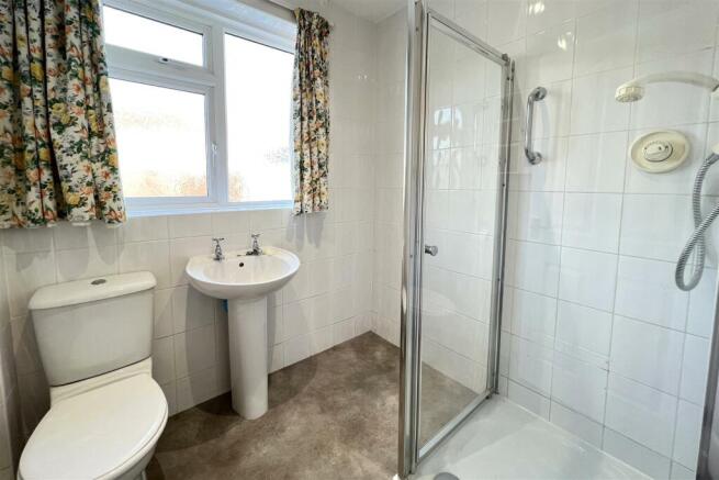 Shower room.JPG