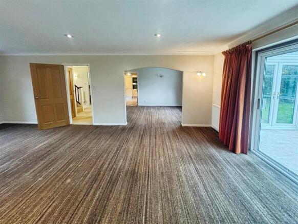 c31651e1-E-4871-A1E1-4F87FC8FFEF6-5883-00000383FC2